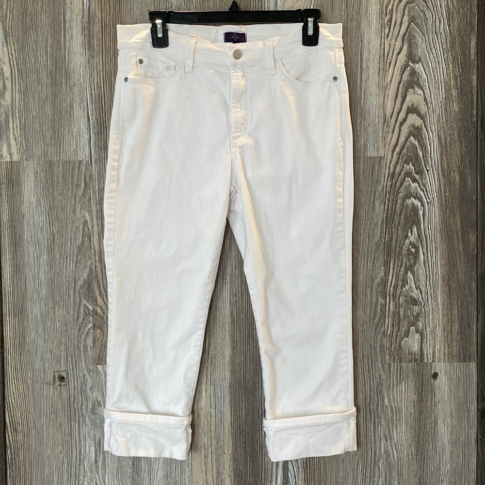 NYDJ white Dayla wide cuff capris, 10p
